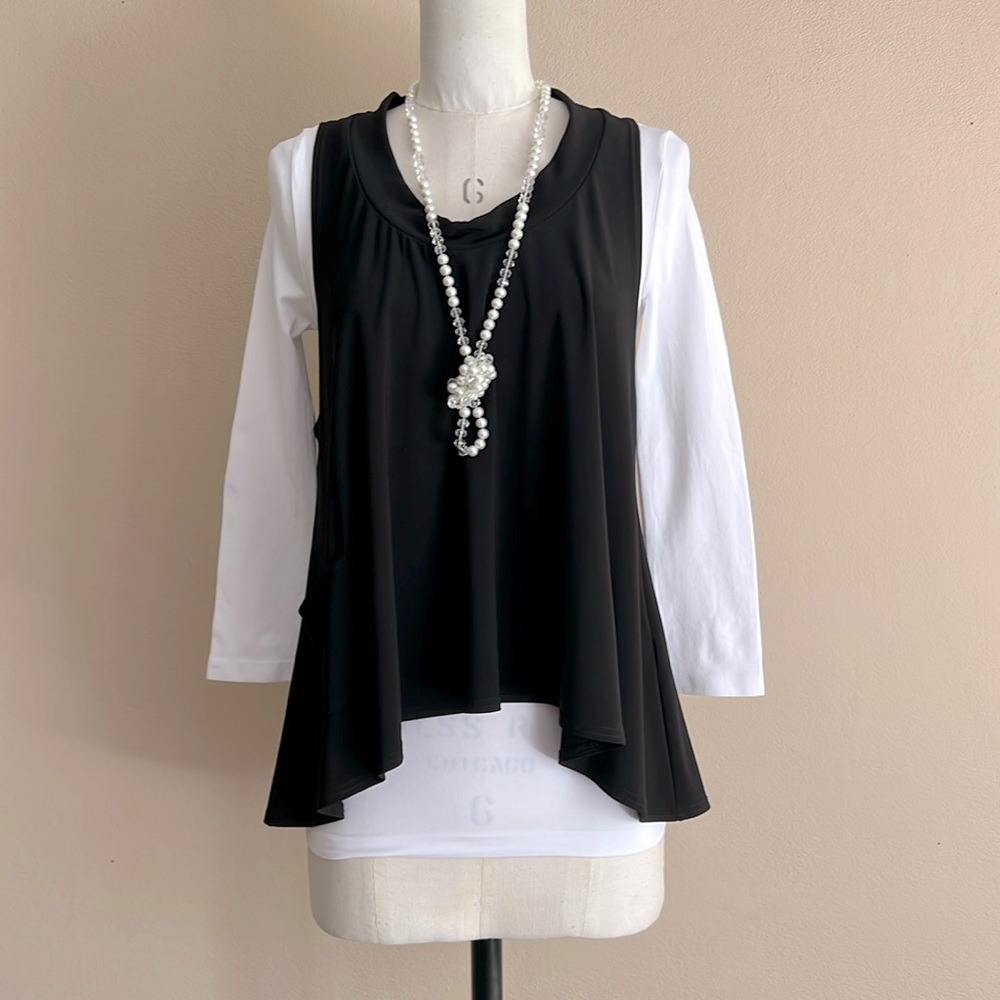 Black Popper Top with Front Ruching and Split Back Adds Style and Versatility